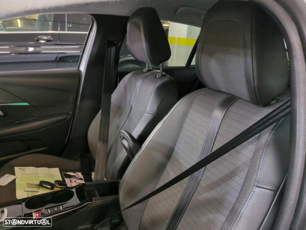 Peugeot e-208 50 kWh Allure - 14