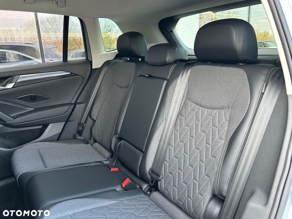 Volkswagen Tiguan - 6