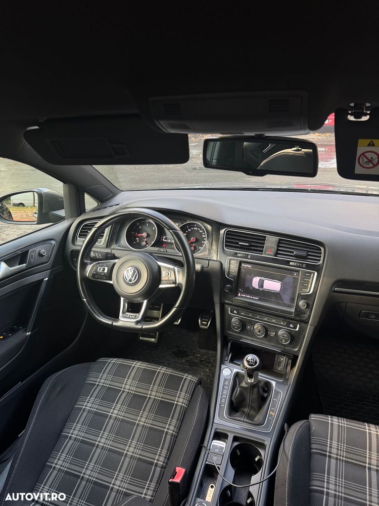 Volkswagen Golf 2.0 TDI DPF BMT GTD - 9