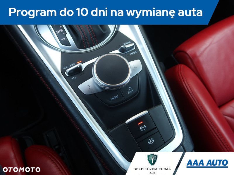 Audi TT S Coupé - 19