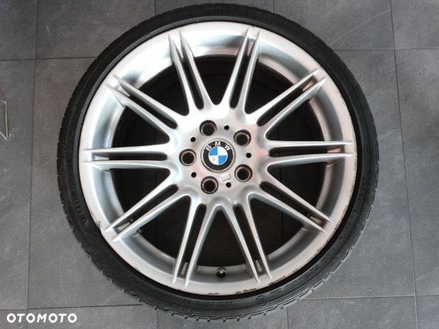 BMW Koła Styling 225 Felgi MPakiet 19 Lato 8J 9J Opony Bridgestone Potenza RE 050A  225/35R19 88Y RSC  oraz  255/30R19 91Y RSC 8037141 8037142  BMW  3 E90 E91 E92 E93 Felgi - 2
