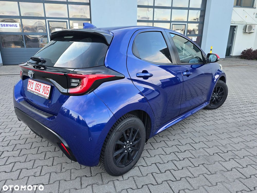 Toyota Yaris - 24