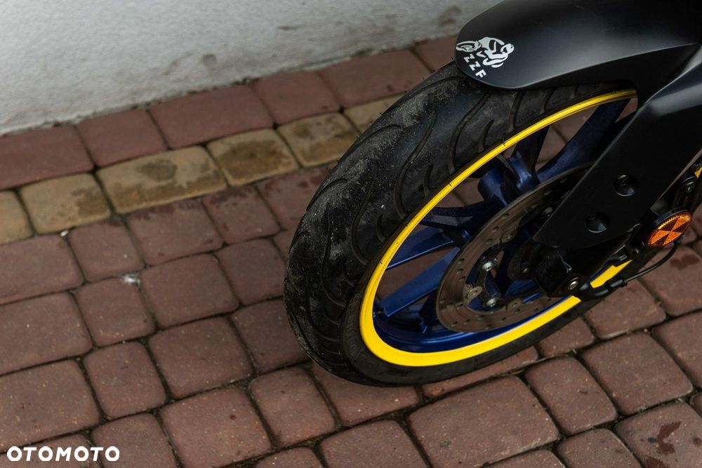 Yamaha MT - 9