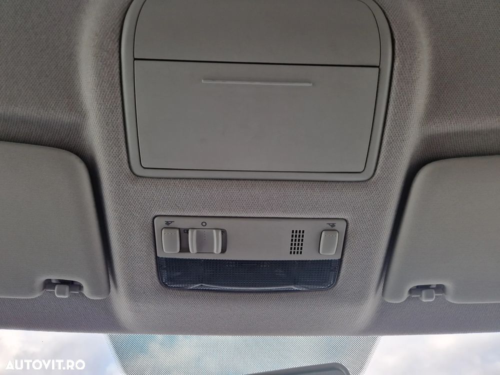 Skoda RAPID 1.0 TSI Active - 23