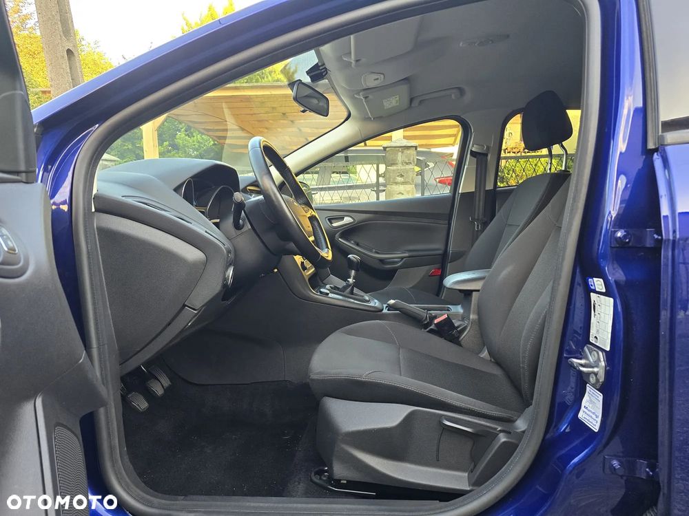 Ford Focus 1.0 EcoBoost Gold X (Edition) - 24