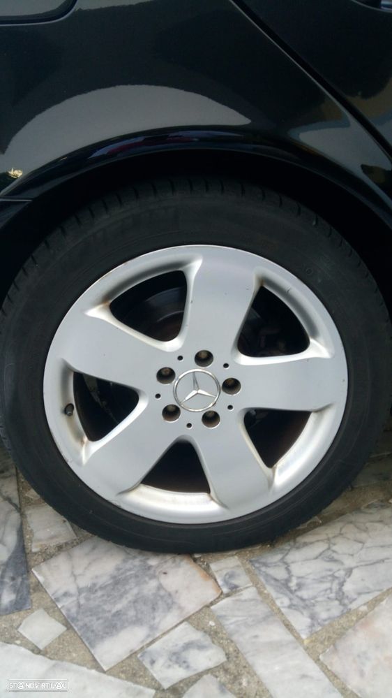 Mercedes-Benz E 320 CDi Avantgarde - 5