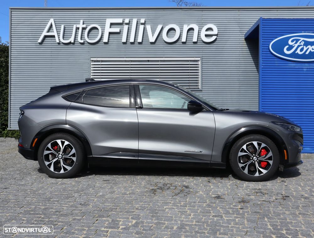 Ford Mustang Mach-E AWD PREMIUM - 2