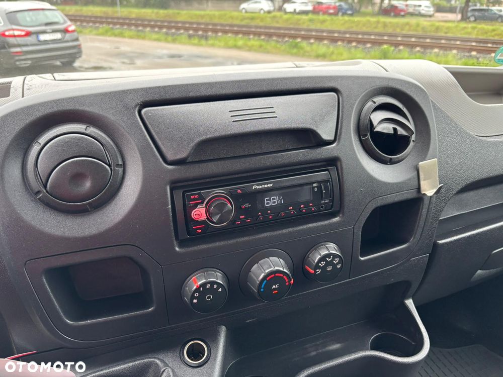 Renault Master - 22