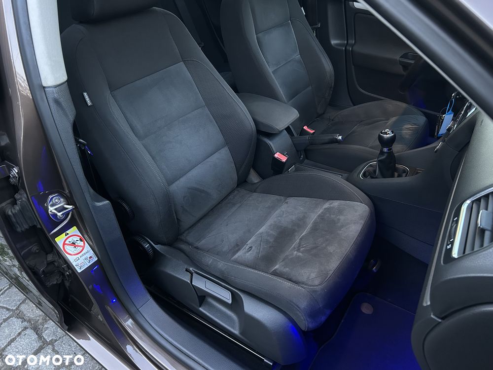 Volkswagen Golf 1.4 TSI Highline - 13