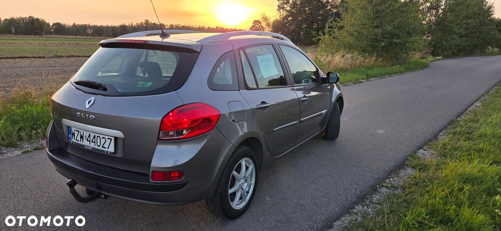 Renault Clio - 7