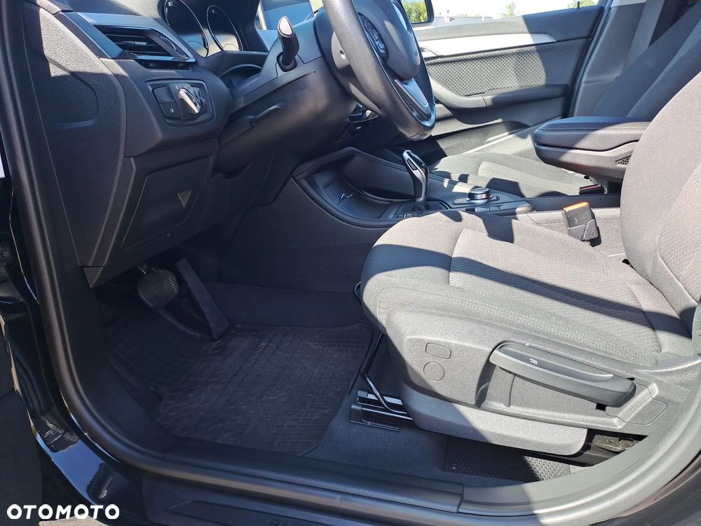 BMW X1 sDrive18i - 8