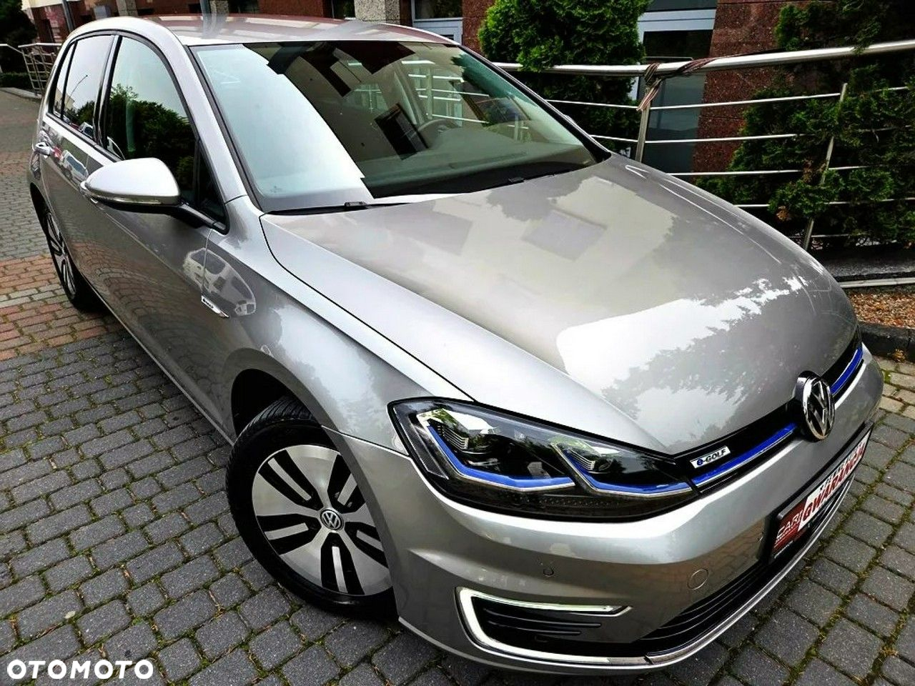 Volkswagen Golf e-Golf - 25