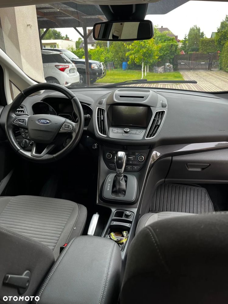 Ford Grand C-MAX - 9