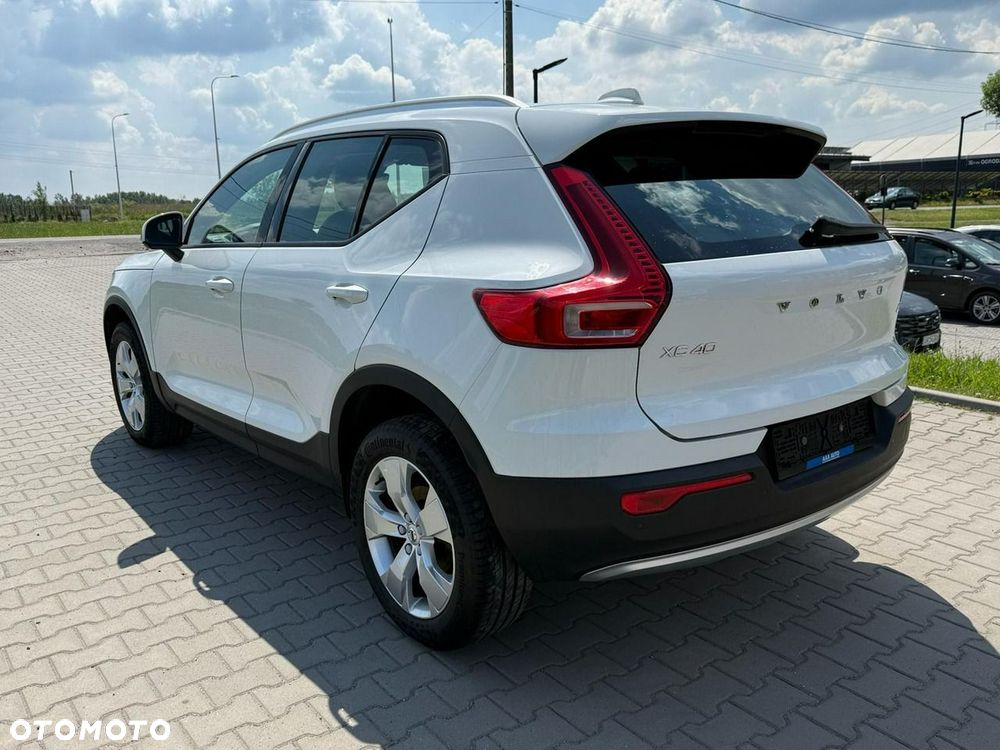 Volvo XC 40 D3 Momentum - 4