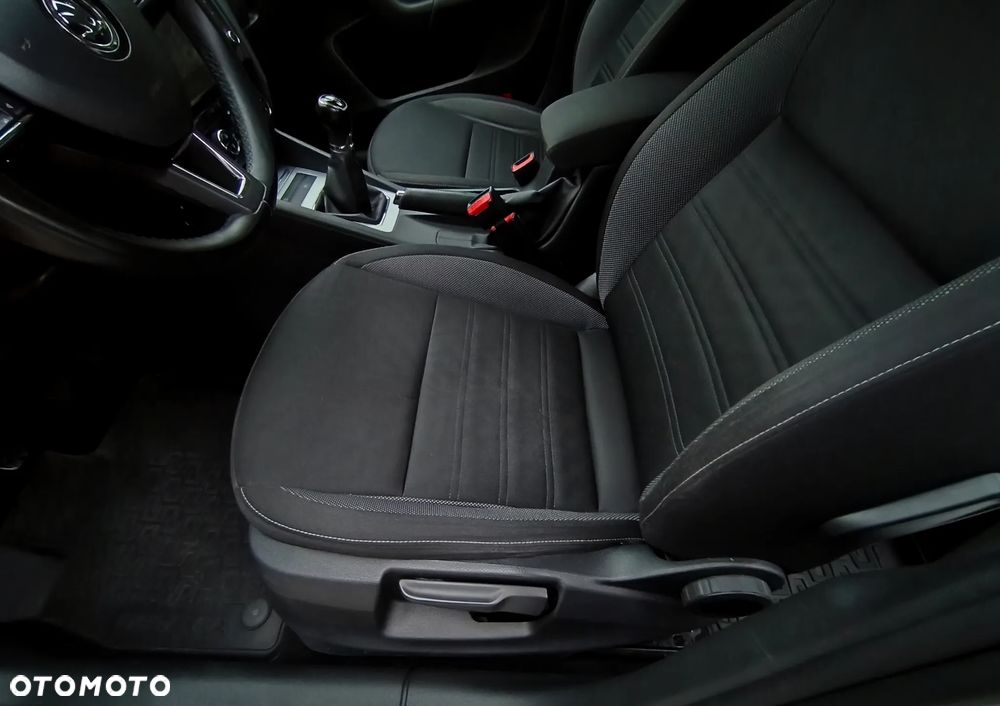 Skoda Octavia 1.6 TDI Ambition - 8