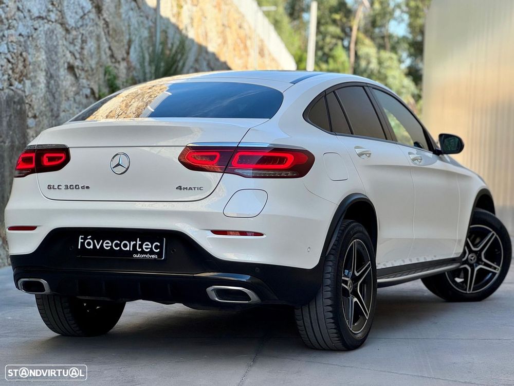 Mercedes-Benz GLC 300 de Coupe 4Matic 9G-TRONIC AMG Line Plus - 3
