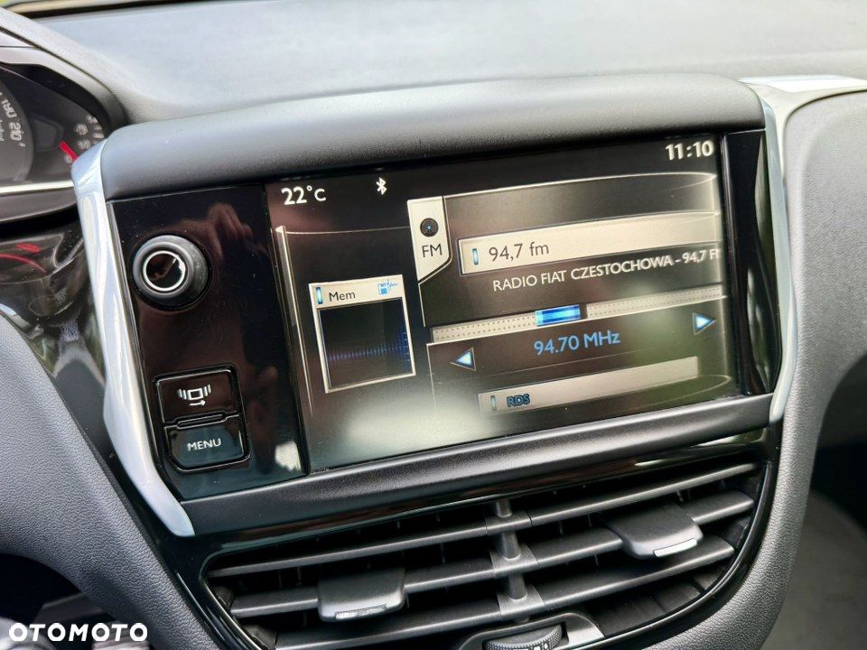 Peugeot 208 1.2 PureTech Allure - 23