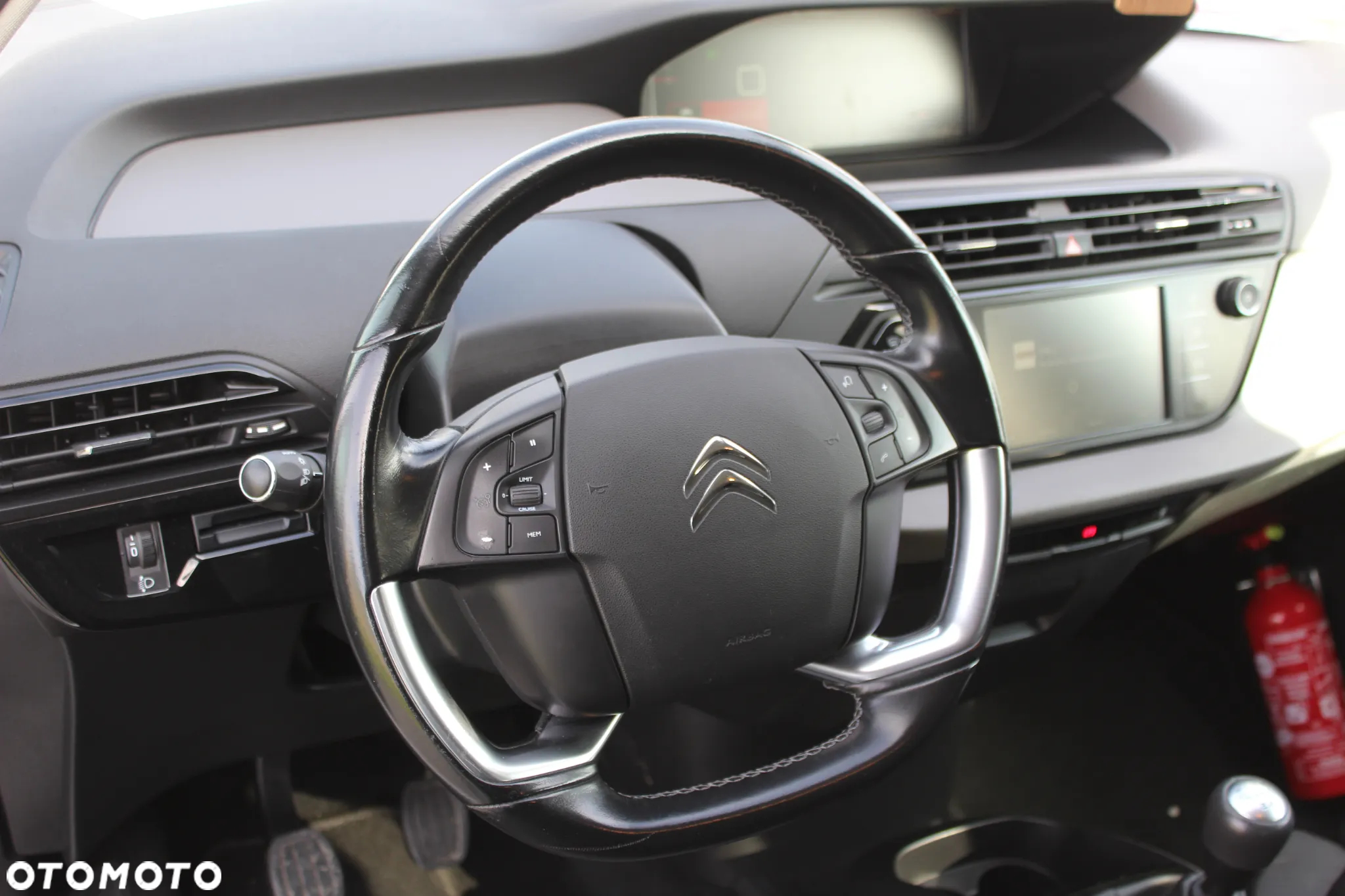 Citroën C4 Picasso 1.6 BlueHDi Shine S&S - 12