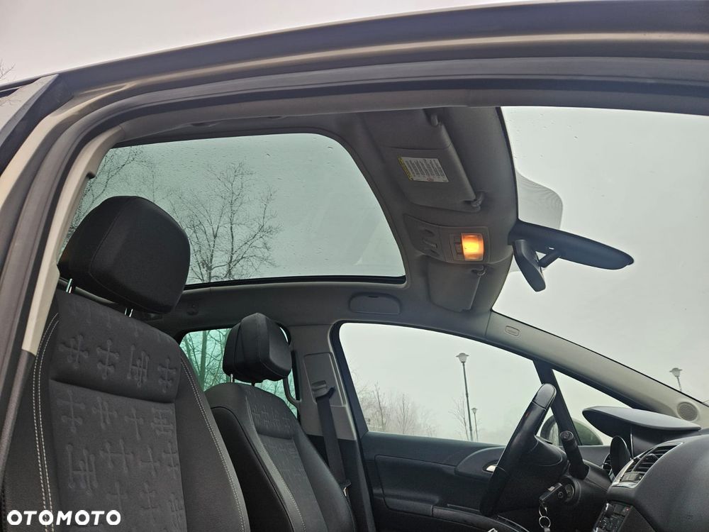 Opel Meriva 1.4 T Cosmo - 14