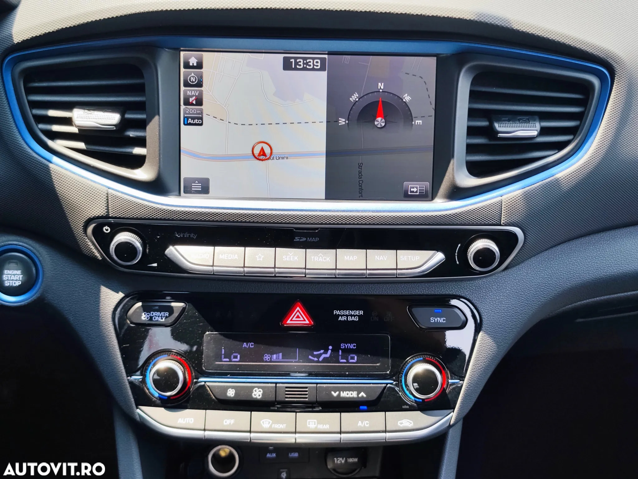 Hyundai IONIQ - 16