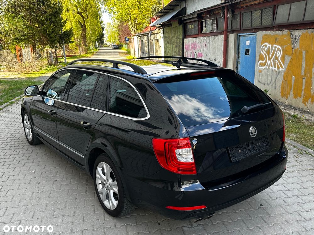 Skoda Superb 2.0 TDI Green tec DSG Elegance - 7