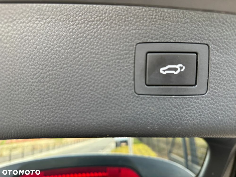 Hyundai i40 i40cw 1.7 CRDi Automatik Premium - 31