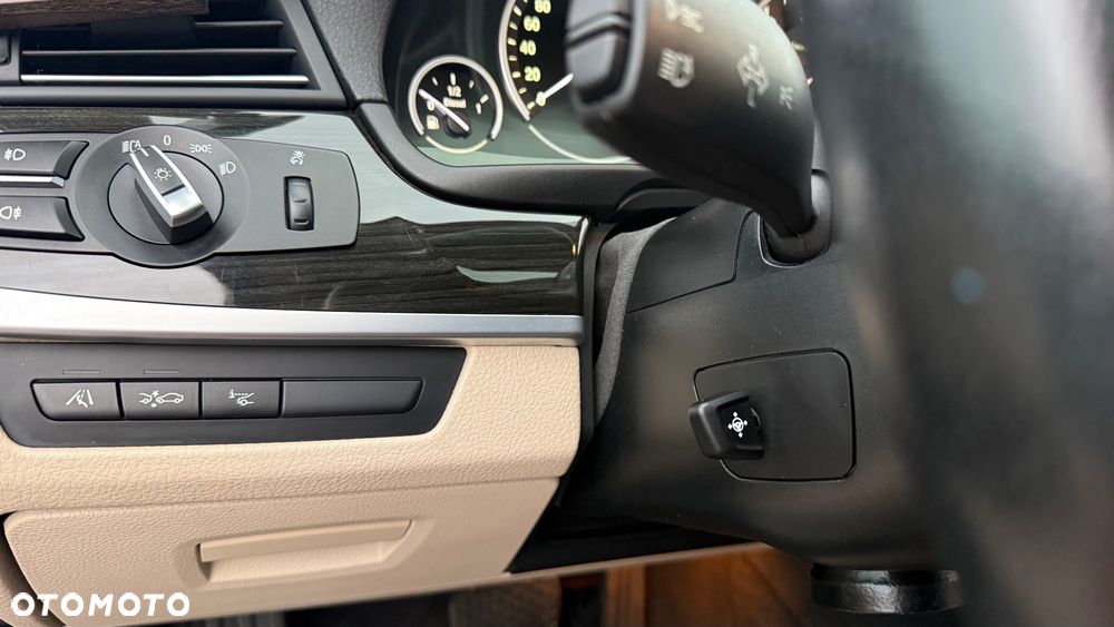 BMW Seria 5 525d - 7