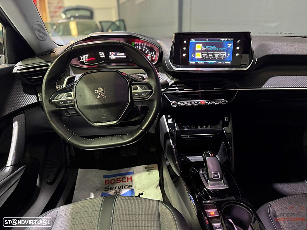 Peugeot 2008 1.2 PureTech Allure EAT8 - 15