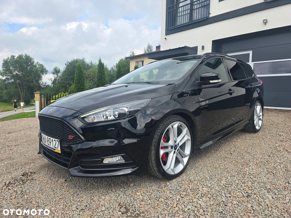 Ford Focus - 1