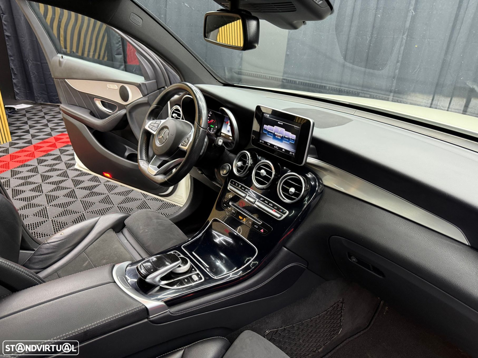 Mercedes-Benz GLC 250 d Coupé AMG Line 4-Matic - 49