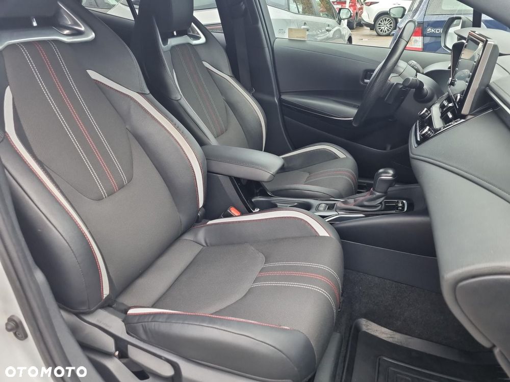 Toyota Corolla 2.0 Hybrid GR Sport - 10