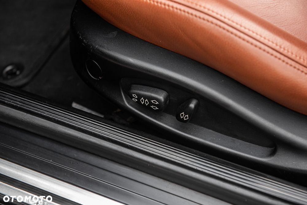 BMW Seria 3 - 17