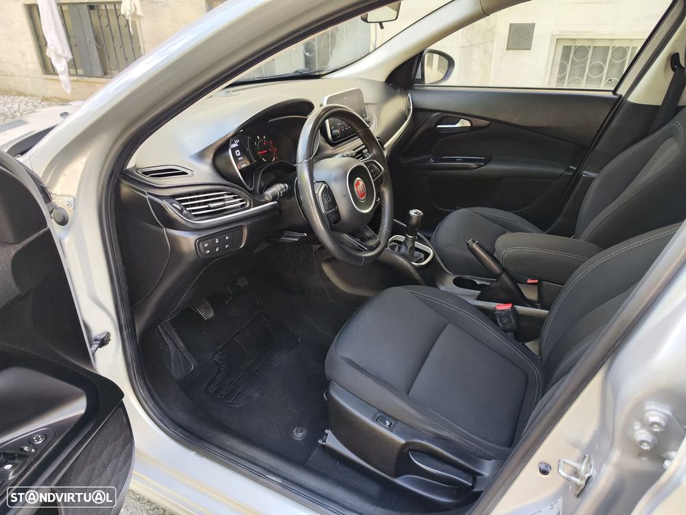 Fiat Tipo Station Wagon 1.3 M-Jet Easy - 13