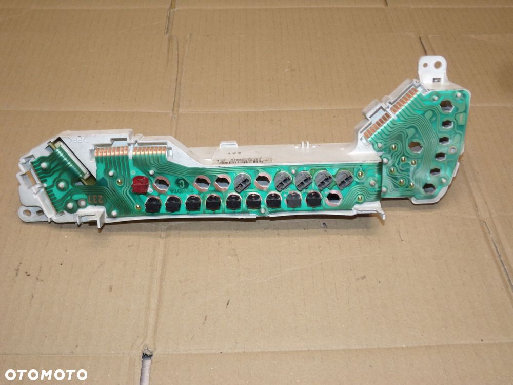 wyświetlacz radia 83950-28120 previa ii - 3