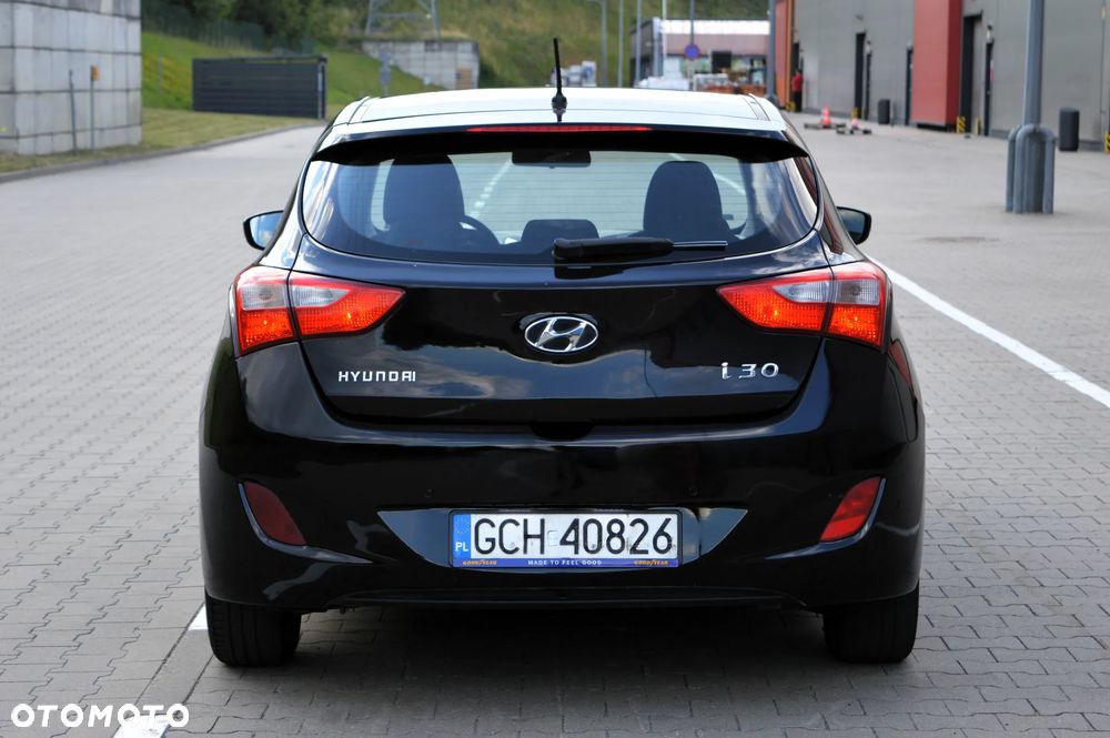 Hyundai i30 blue 1.6 CRDi YES Gold - 30
