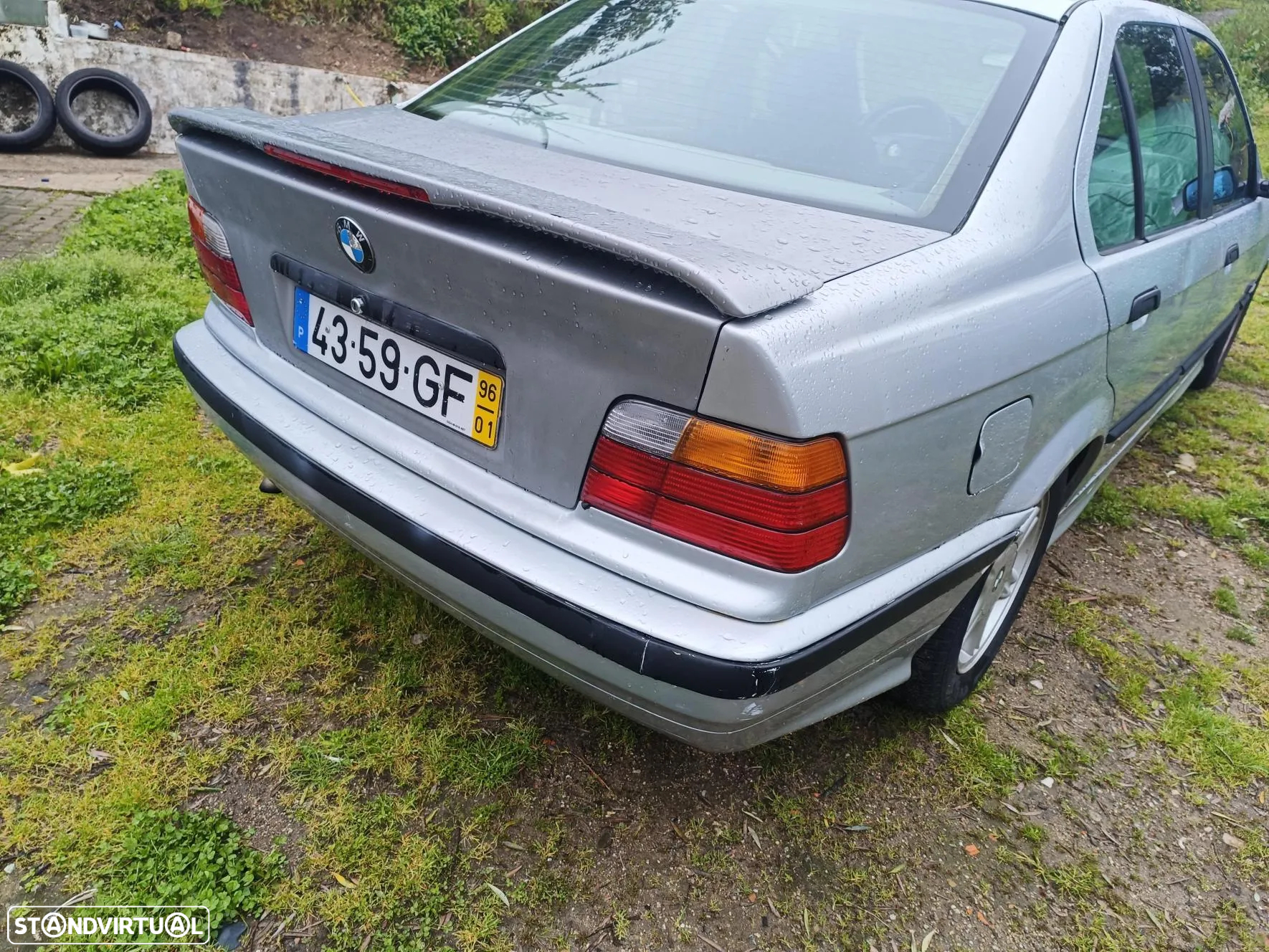 BMW 318 tds - 12