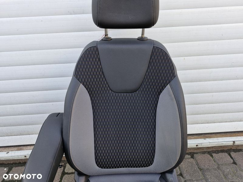 opel crossland x fotel kierowcy lewy przód przedni półskóra - 2