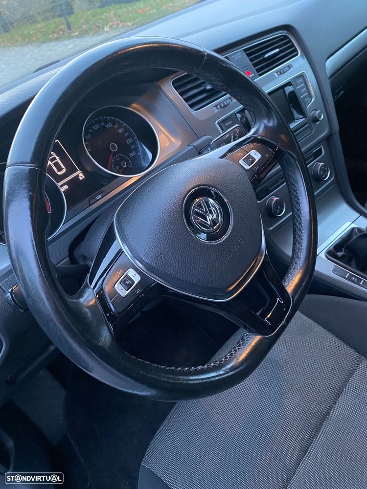 VW Golf 1.6 TDi Confortline - 14