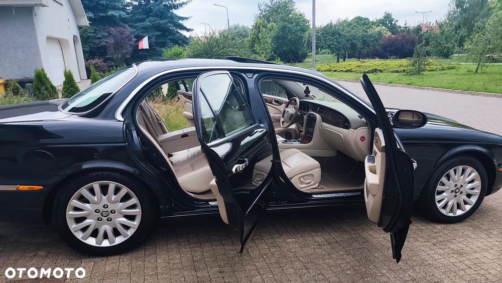 Jaguar XJ XJ6 3.0 Executive - 7
