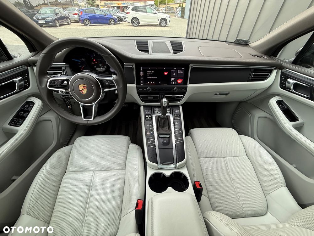 Porsche Macan - 22