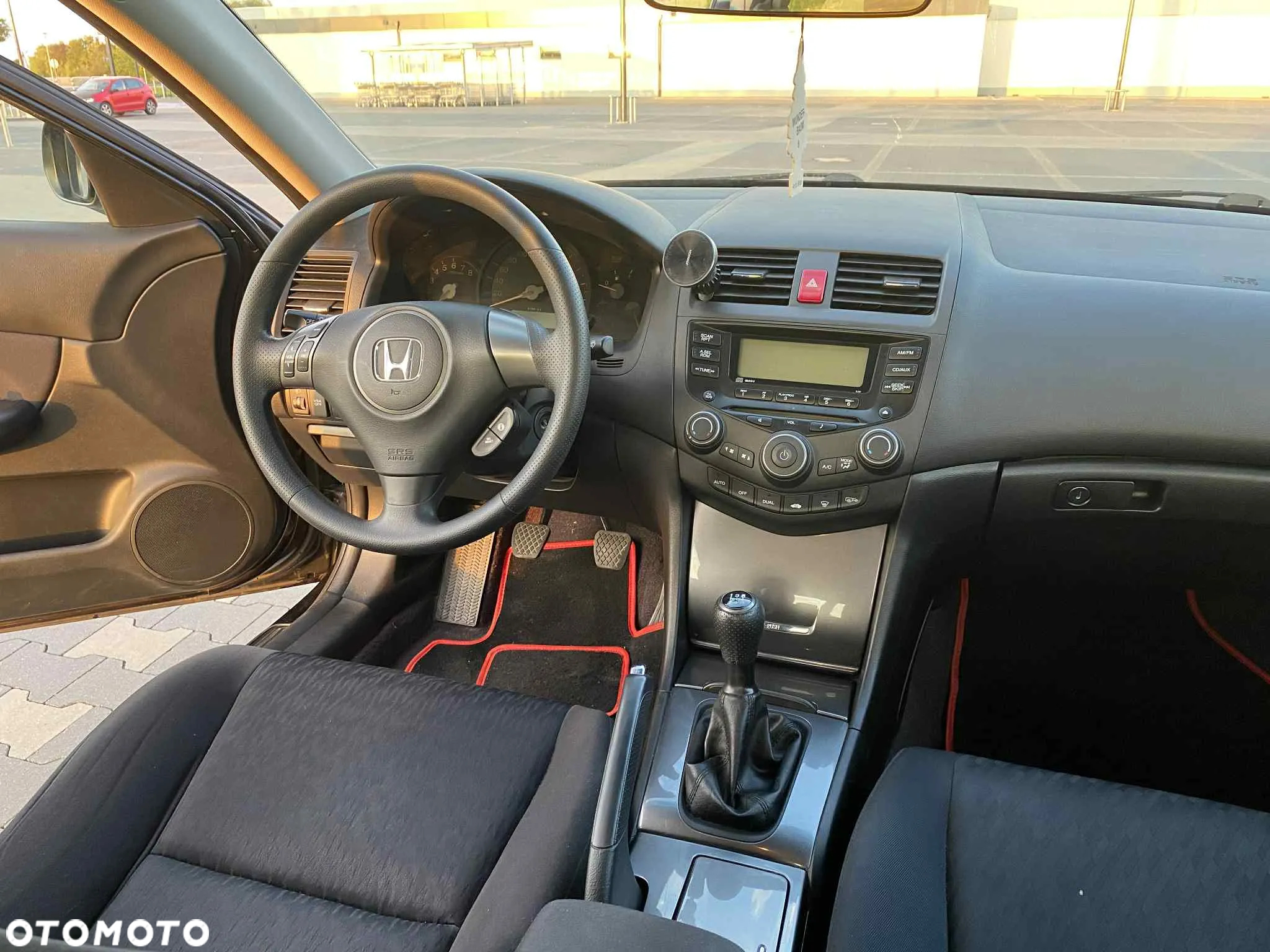 Honda Accord 2.0 Comfort - 11