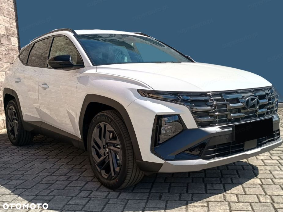 Hyundai Tucson - 2