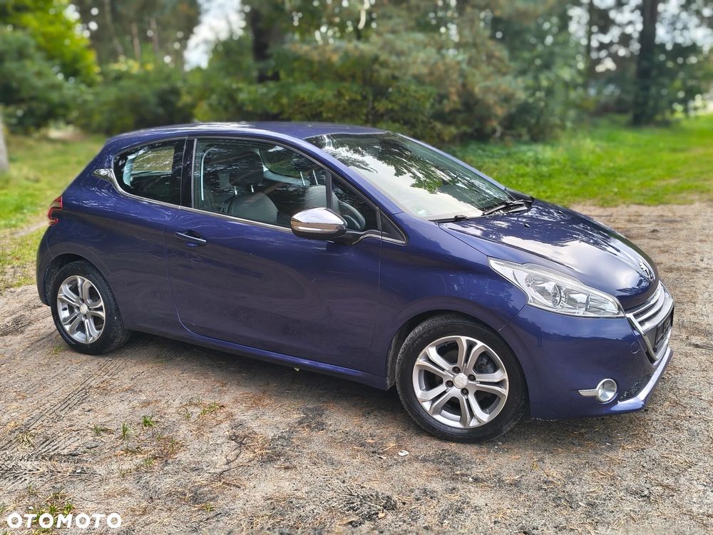 Peugeot 208 - 9