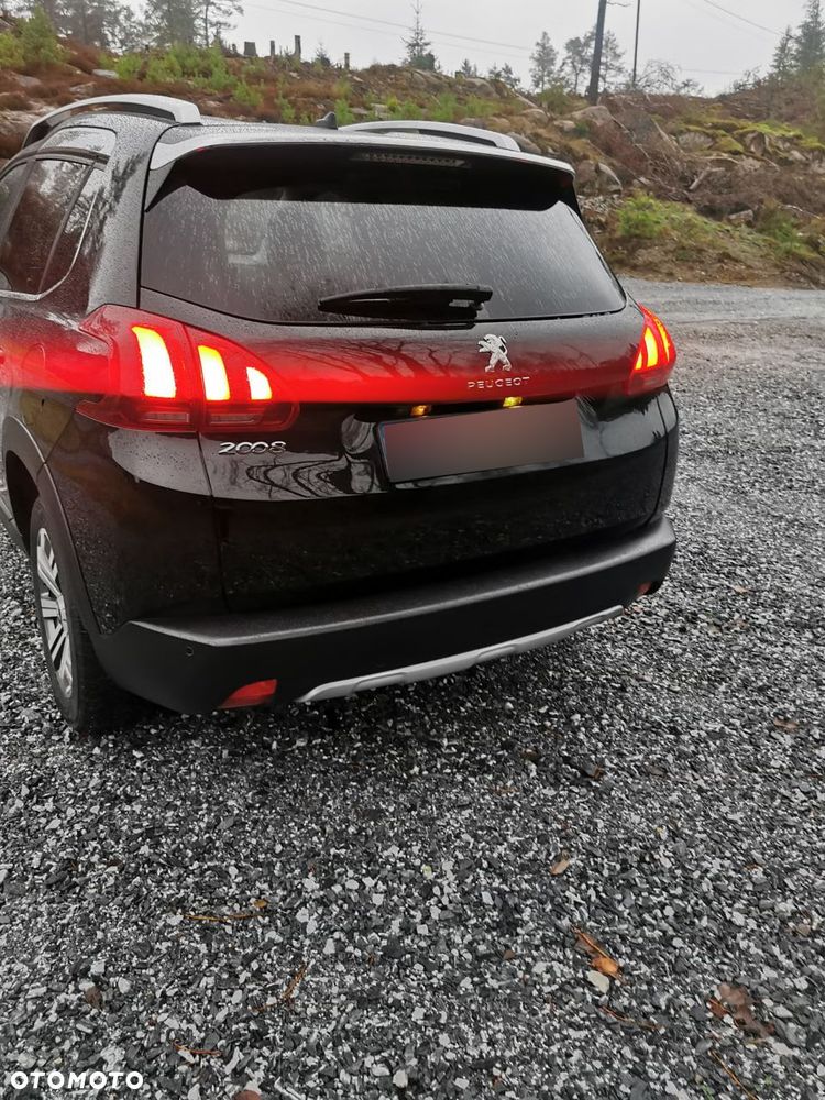 Peugeot 2008 PureTech 110 GPF Stop&Start EAT6 Allure - 9