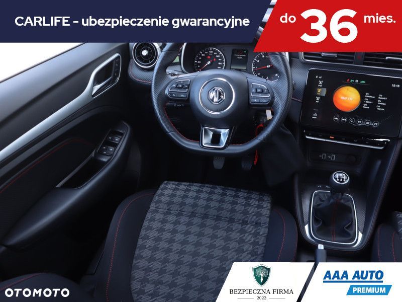 MG ZS - 8