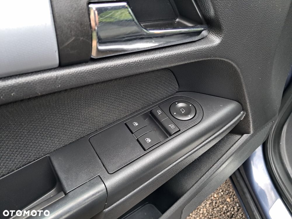 Opel Astra 1.8 Sport - 27