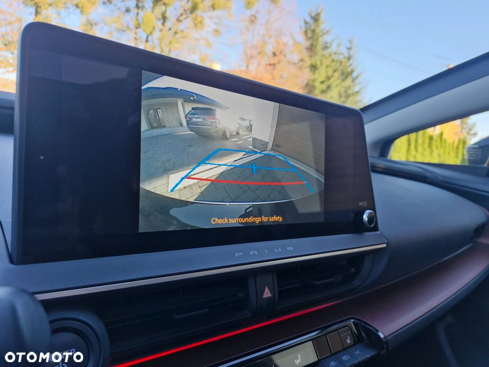 Toyota Prius - 33