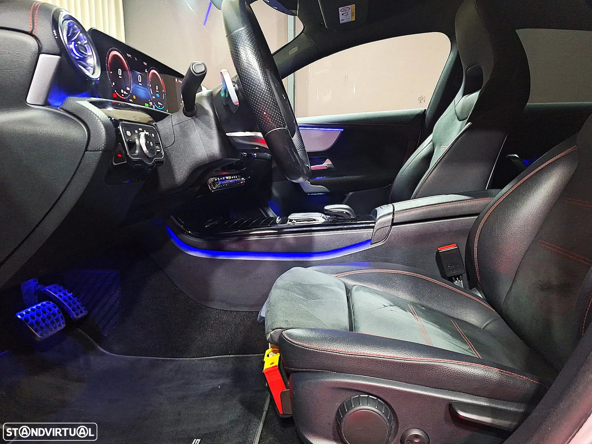 Mercedes-Benz CLA 250 e AMG Line - 18