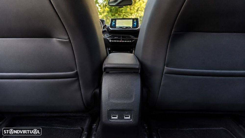 Peugeot e-208 50 kWh Allure - 17