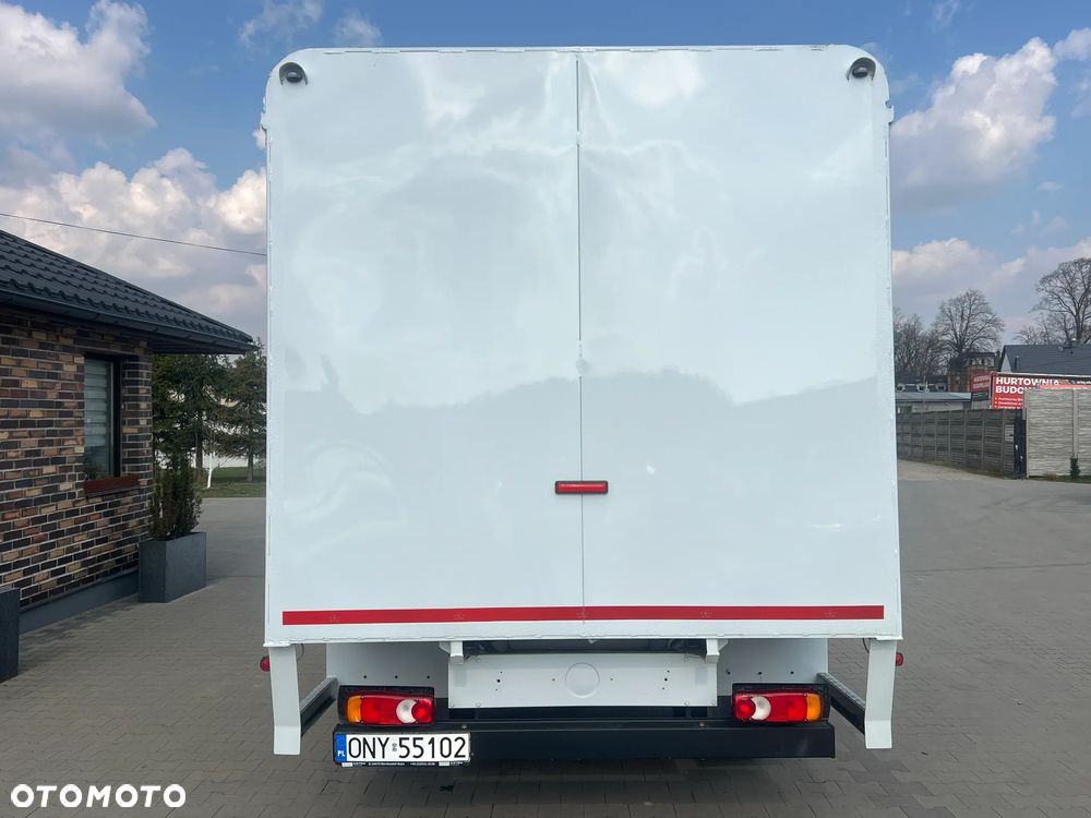 Mercedes-Benz Sprinter - 3